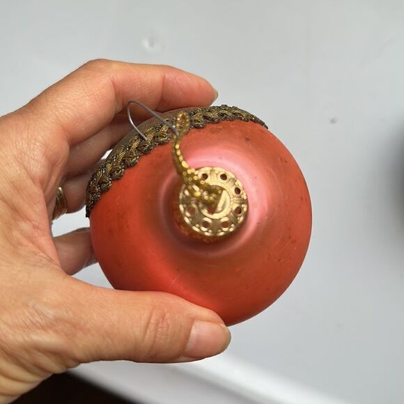 2 large vintage glass ball Christmas tree ornaments/ one is a Shiny Brite - Picture 7 of 8